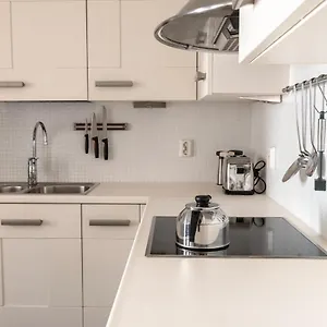 2ndhomes Center 2br 103 M2 Deluxe With Sauna And Balcony Apartment